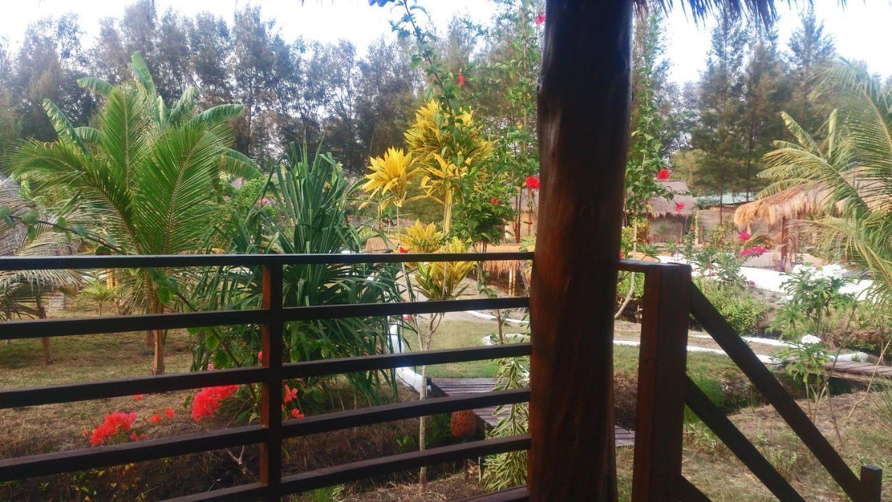 Adeng-Adeng Bungalows Gili Meno Pokoj fotografie